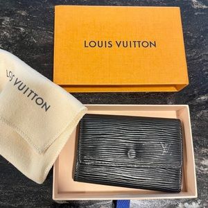 Louis Vuitton Epi 4 key holder